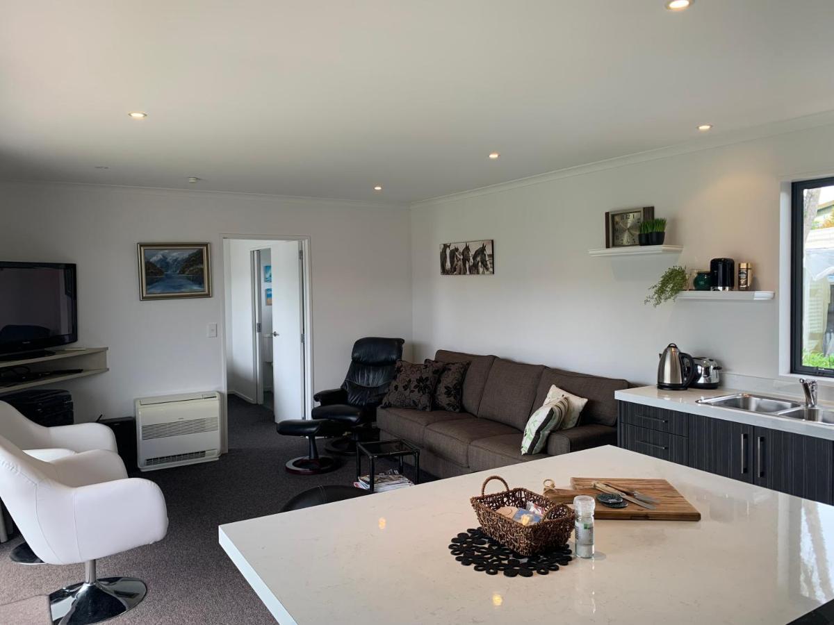 A Beauty On Bligh St Te Anau Villa Exterior foto